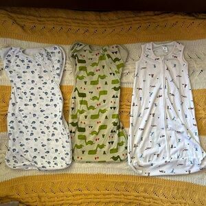Bundle of 3 Baby Nightgowns (size M/6-9m)
